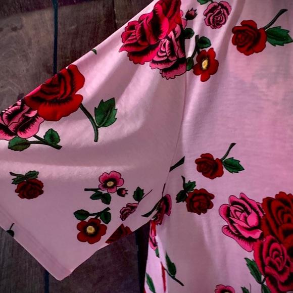 Lularoe Roses Top - Picture 2 of 3